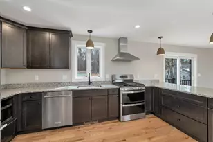 83 W Parish Rd, Concord, NH 03301 - Photo 9