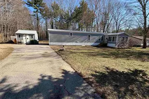 37 Christopher Ln, Fremont, NH 03044 - Photo 1