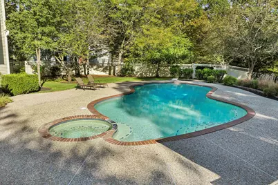 70 Colonel Daniels Drive, Bedford, NH 03110 - Photo 9