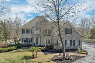 70 Colonel Daniels Dr, Bedford, NH 03110 - Photo 3