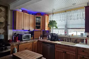 180 Highland Ave, Littleton, NH 03561 - Photo 7