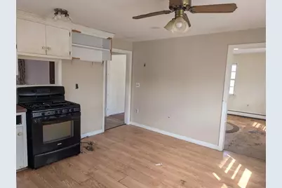 107 S Wilson Street, Manchester, NH 03103 - Photo 27