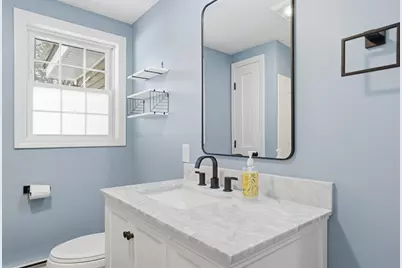 195 Bypass 28, Derry, NH 03038 - Photo 29