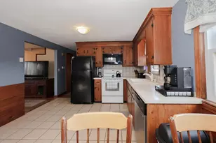 9 Avery Rd, Londonderry, NH 03053 - Photo 5