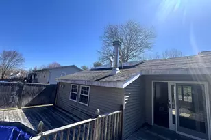 110 Tuttle Ln, Greenland, NH 03840 - Photo 5