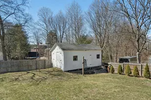 20 School St, Newport, NH 03773 - Photo 35