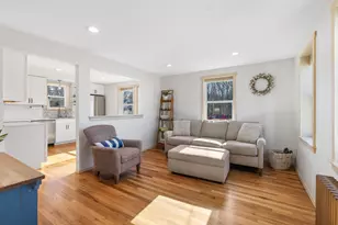 13 Elmview Cir, Dover, NH 03820 - Photo 7