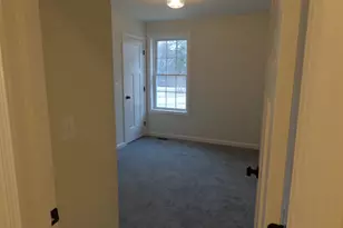 93 Fairview Dr, Pittsfield, NH 03263 - Photo 13