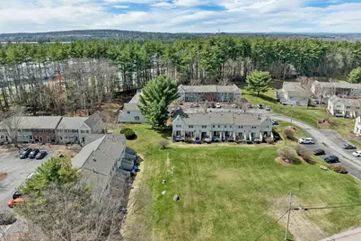 631 Fox Hollow Drive, Hudson, NH 03051 - Photo 31