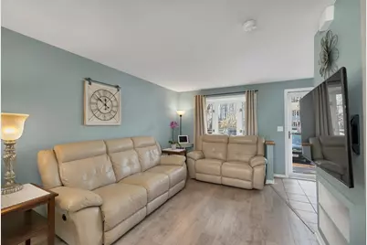 631 Fox Hollow Drive, Hudson, NH 03051 - Photo 11