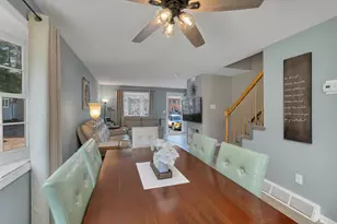 631 Fox Hollow Dr, Hudson, NH 03051 - Photo 9