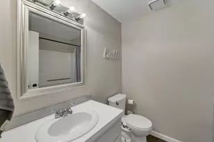 631 Fox Hollow Dr, Hudson, NH 03051 - Photo 19