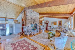 979 Farr Hill Rd, Littleton, NH 03561 - Photo 3