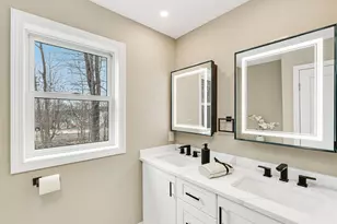 9 Trues Pkwy, Sandown, NH 03873 - Photo 23