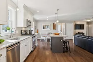 1 Three Ponds Dr, Brentwood, NH 03833 - Photo 9