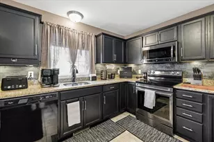 18 Crawford Ln, Hooksett, NH 03106 - Photo 13