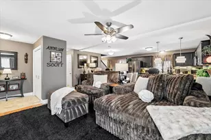 18 Crawford Ln, Hooksett, NH 03106 - Photo 7