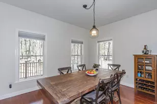 28 Fairway Dr, Merrimack, NH 03054 - Photo 7