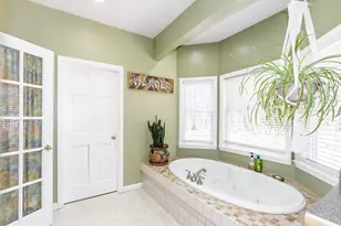 28 Fairway Dr, Merrimack, NH 03054 - Photo 23