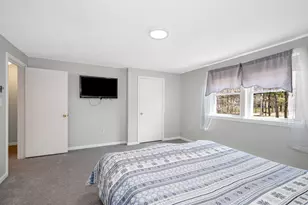 42 Barretts Hill Rd, Hudson, NH 03051 - Photo 15