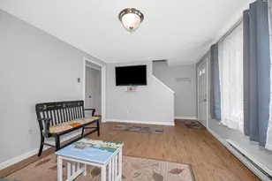 42 Barretts Hill Rd, Hudson, NH 03051 - Photo 5