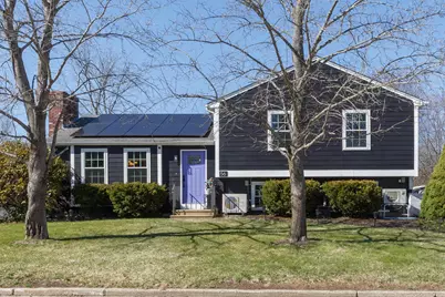 56 Hazelton Court, Manchester, NH 03103 - Photo 1