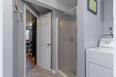 56 Hazelton Court, Manchester, NH 03103 - Photo 25