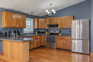 56 Hazelton Ct, Manchester, NH 03103 - Photo 13