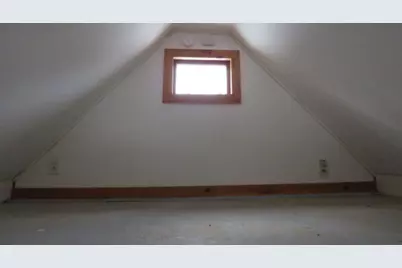 990 Oregon Road, Concord,  05906 - Photo 7
