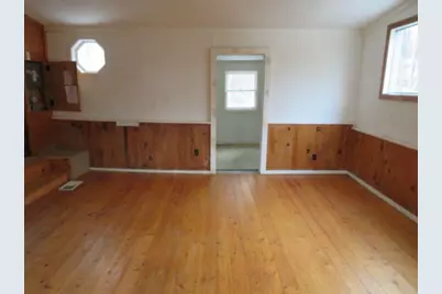 990 Oregon Road, Concord,  05906 - Photo 11