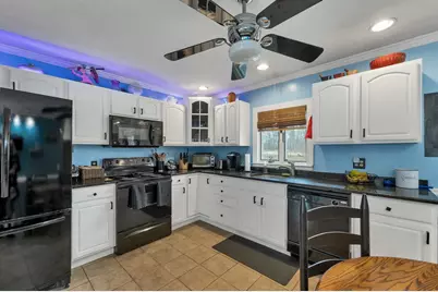 53 Atherton Avenue, Nashua, NH 03064 - Photo 13