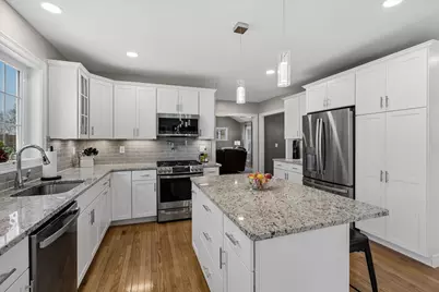 27 Scenic Drive, Manchester, NH 03104 - Photo 7