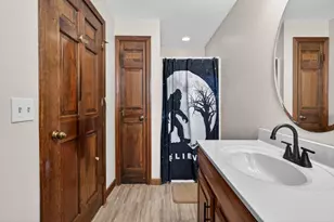 16 Berkeley St, Pelham, NH 03076 - Photo 19