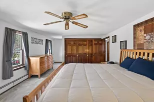 16 Berkeley St, Pelham, NH 03076 - Photo 23