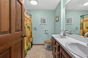 16 Berkeley St, Pelham, NH 03076 - Photo 33