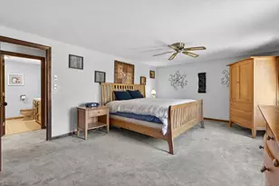 16 Berkeley St, Pelham, NH 03076 - Photo 21