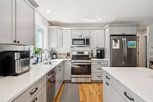 21 Caldwell Ln, Sunapee, NH 03782 - Photo 11