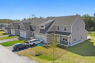 73 Driftwood Cir, Sandown, NH 03873 - Photo 41