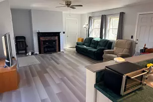 21 Arlington St, Laconia, NH 03246 - Photo 9