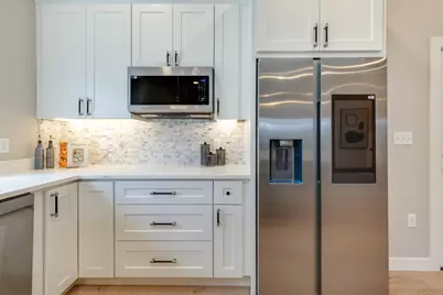 384 Main Street #201, Salem, NH 03079 - Photo 5