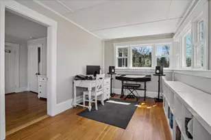 31 Auburn St, Concord, NH 03301 - Photo 33