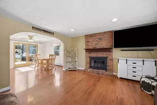 38 Vernon Ave, Rochester, NH 03867 - Photo 13