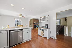 38 Vernon Ave, Rochester, NH 03867 - Photo 11