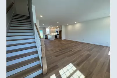 6B Dearborn Circle, Goffstown, NH 03045 - Photo 5