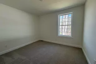 6B Dearborn Circle, Goffstown, NH 03045 - Photo 9