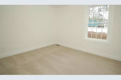 6B Dearborn Circle, Goffstown, NH 03045 - Photo 11