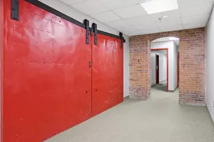 470 Silver St, Manchester, NH 03103 - Photo 23