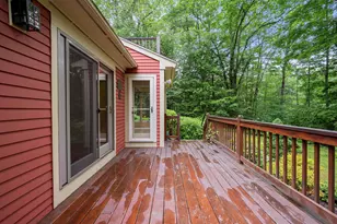 60 Peninsula Dr, Stratham, NH 03885 - Photo 9