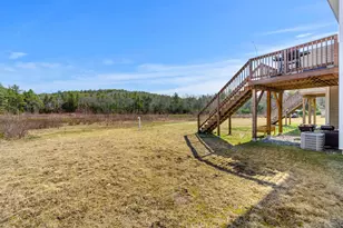 14 Waterford Dr, Raymond, NH 03077 - Photo 13