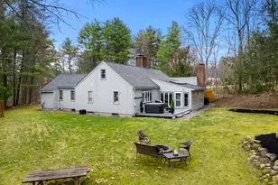 25 West Dr, Bedford, NH 03110 - Photo 5